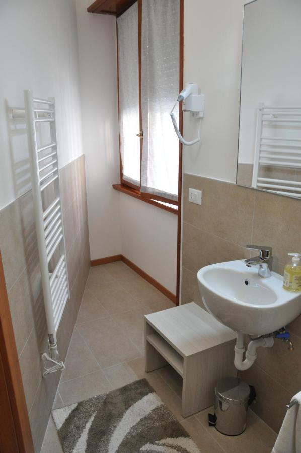Citywalls Guest House แบร์กาโม ภายนอก รูปภาพ