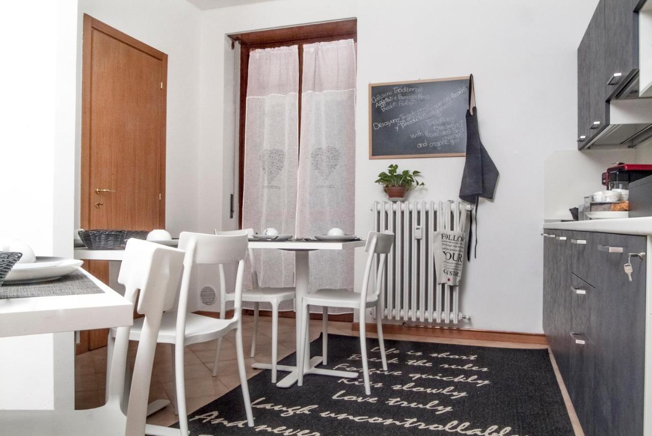 Citywalls Guest House แบร์กาโม ภายนอก รูปภาพ